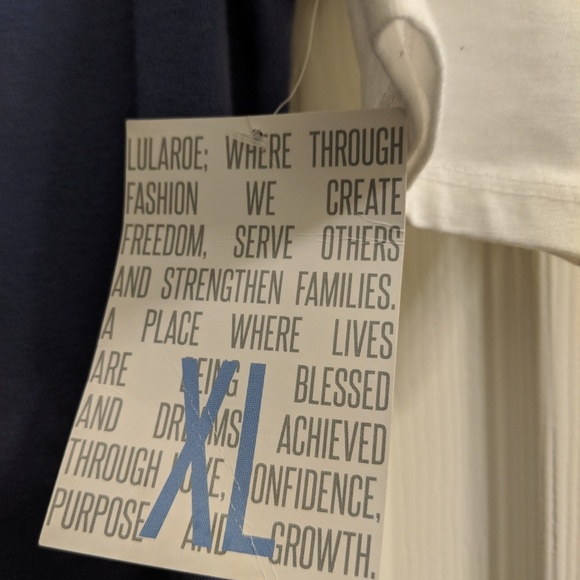 NWT XL LuLaRoe Julia - Picture 2 of 3